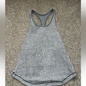 Lululemon gray and white tank
